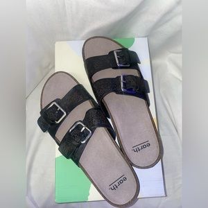 Earth Origins, size 10 ladies, NWT, black comfort shoes